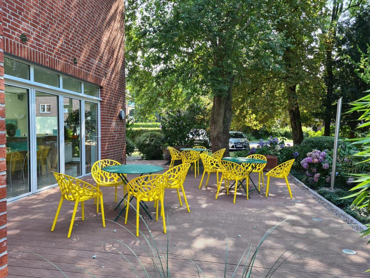 Hotel Aquamarin Papenburg Exterior photo